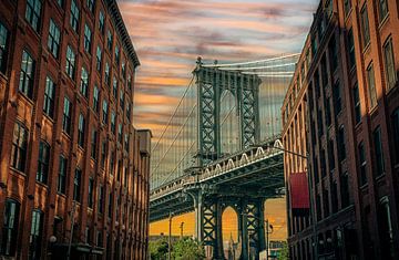 Sightseeing Manhattan Bridge by Patrick Groß