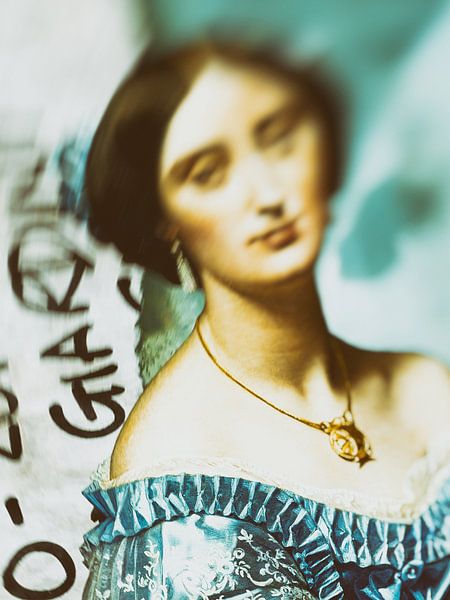 Woman with golden chain von Gabi Hampe