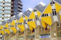 Gele Hollandse Kubuswoningen.