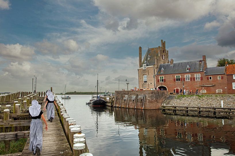 Campveerse tower by Lisette van Peenen