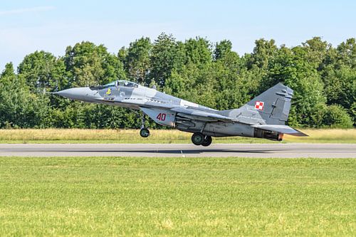 Take-off van een Poolse MiG-29.