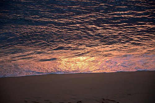 Waterige zonsondergang
