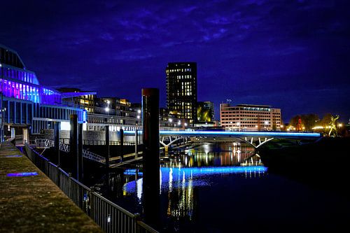 Venlo | Stadshaven in het donker