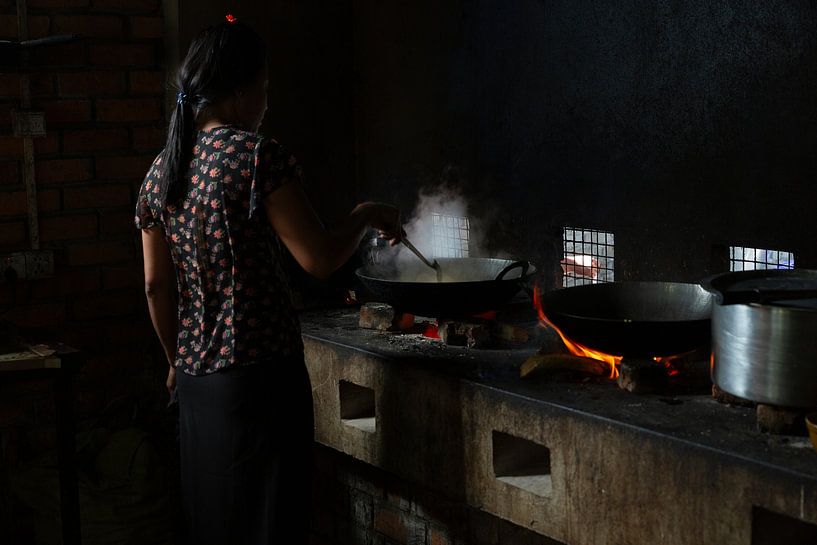 Cook - Myanmar by Marco Heemskerk