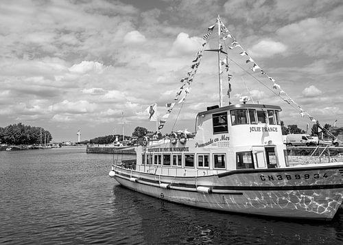 Jolie France in Honfleur