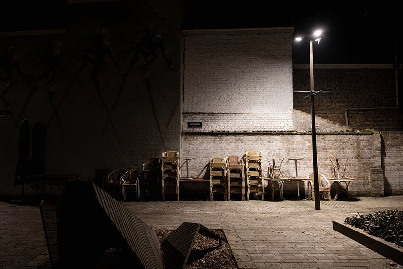 Streets and squares in Bruges by night 02 van Caro Hum