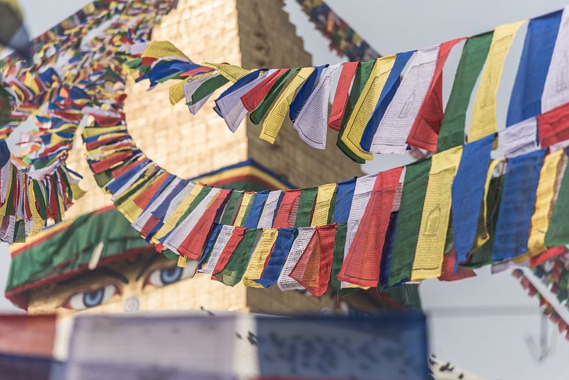 Gebedsvlaggen bij Bouddhanath stoepa in Kathmandu | Nepal van Photolovers reisfotografie