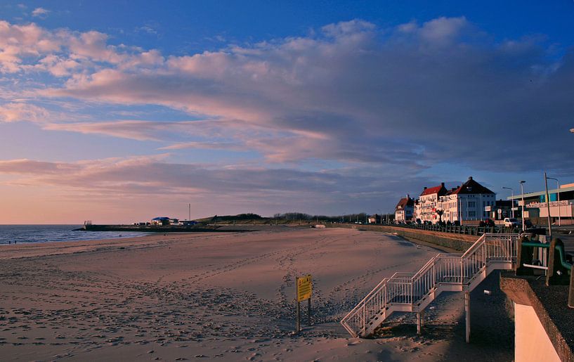 Voetsporen op het strand van Vlissingen par Kvinne Fotografie