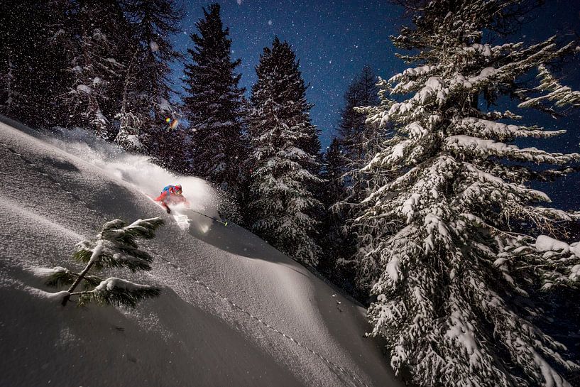 Night Powder draait met Adrien Coirier, Tristan Shu van 1x