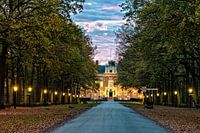 Slot Zeist aan de Nassau Odijklaan bij zonsondergang