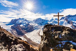 Uitzicht vanaf de Gornergrat op het Monte Rosa-massief in Zwitserland van Werner Dieterich