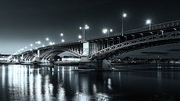Theodor-Heuss-Brücke von Markus Kaiser