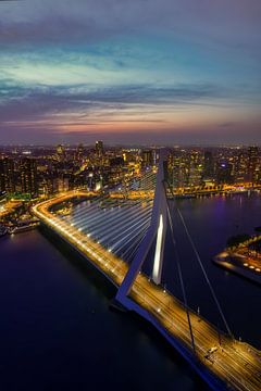 De Euromast tijdens zonsondergang sur Roy Poots