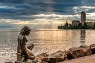 Small statue of a bather on Lake Leman (Switzerland). par Carlos Charlez Aperçu