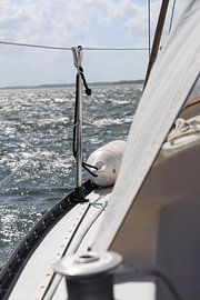 port side sailboat by Gewoon een mooi plaatje