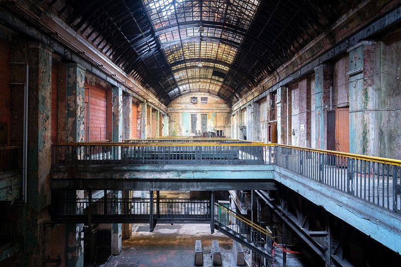 Une industrie abandonnée en déclin. par Roman Robroek - Photos de bâtiments abandonnés