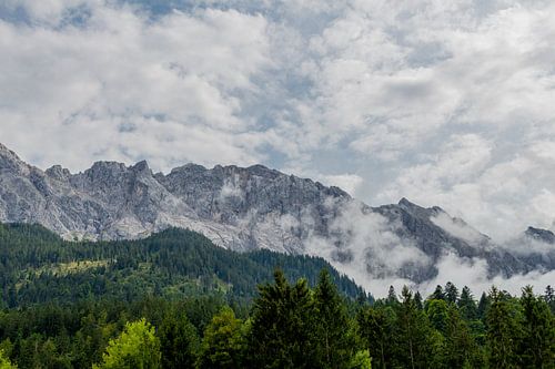 Prachtig alpenpanorama op de Zugspitze