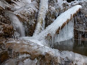 Eis am Oberauer Wasserfall
