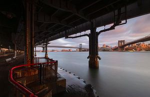 Manhattan Bridge - New York (USA) van Marcel Kerdijk