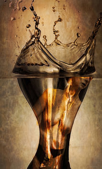 & Silhouette – Surreale Tropfenkrone in Bronze & Amber (Modern Wall Art)