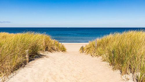 Strand in de Oostzeebadplaats Dierhagen aan de Oostzee