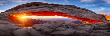 Canyonlandschap in het zuidwesten van de VS bij zonsopgang van Voss fotografie