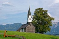 Kapel in het Hörnerdorf Bolsterlang van Gisela Scheffbuch thumbnail