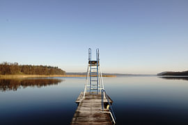 Diving platform by the lake