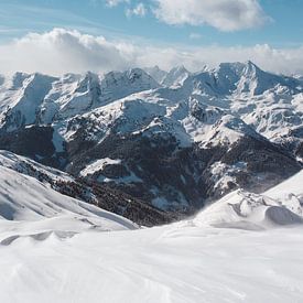 Les sommets enneigés du Zillertal sur Kevin IJpelaar