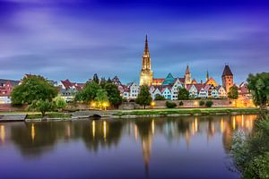 Skyline von Ulm am Abend