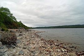 Loch Ness ist ein Süßwassersee in den schottischen Highlands