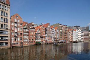 Historische Bürgerhäuser in der Deichstraße,  Nikolaifleet, Hamburg, Deutschland