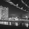 College-Brücke weist den Weg zum K-Turm, Kortrijk | ZwartWit von Daan Duvillier | Dsquared Photography