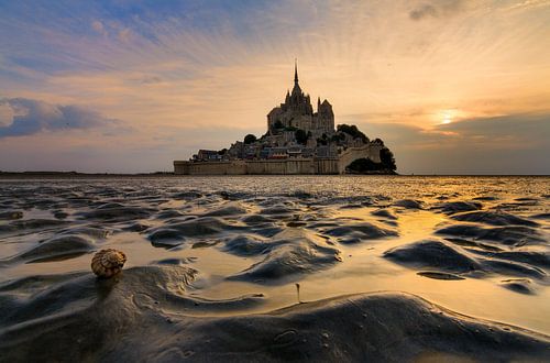 Mont Saint-Michel vanaf het wad tijdens laag water