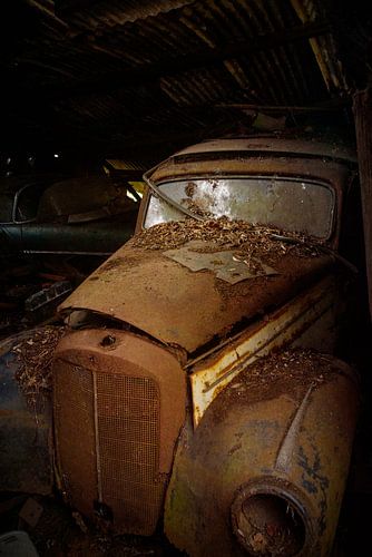 Old rusty Mercedes
