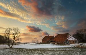 La vieille ferme délabrée en hiver sur Peter Bolman