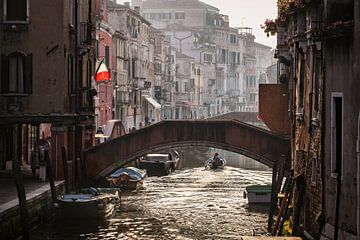 Ontwakend Venetië van Rob Boon