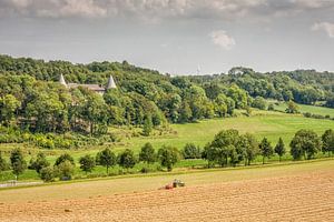 Abdij Sint Benedictusberg bij Mamelis van John Kreukniet