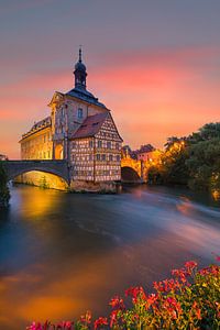 Sonnenuntergang am alten Rathaus in Bamberg, Bayern, Deutschland