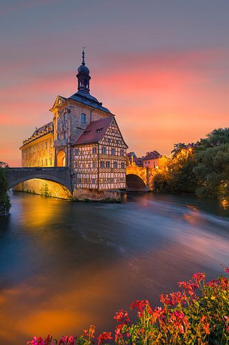 Zonsondergang bij het oude stadhuis in Bamberg, Beieren, Duitsland van Henk Meijer Photography