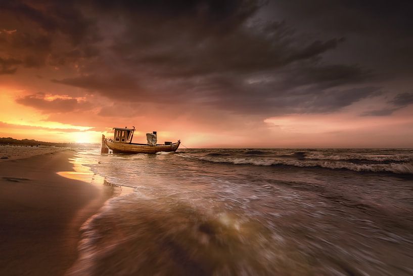 Sonnenuntergang am Strand von Ahlbeck an der Ostsee auf Usedom. von Voss Fine Art Fotografie