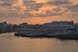 Sonnenuntergang über dem Hafen von Dakar