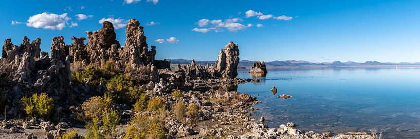 Kalksteen Tufsteen Formatie bij Mono Lake in de Sierra Nevada Californië USA Panorama van Dieter Walther