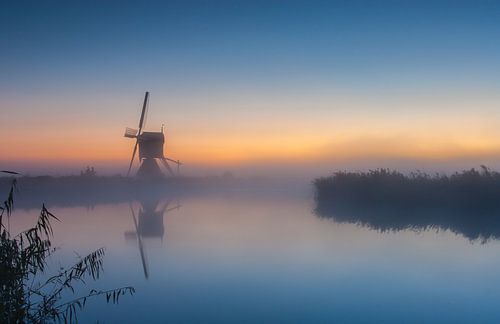 Misty sunrise at the windmill