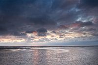 Dramatische lucht boven zee