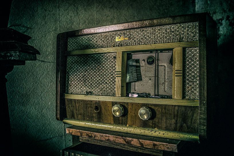 Vintage Radio von Mandy Winters