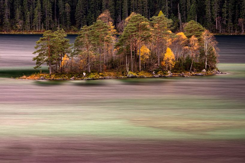 Herbststimmung am Eibsee von Andreas Müller