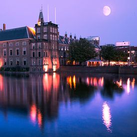 Binnenhof Skyline bei Nacht von Kevin Coellen