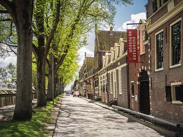 Une rue à Enkhuizen sur Martijn Tilroe