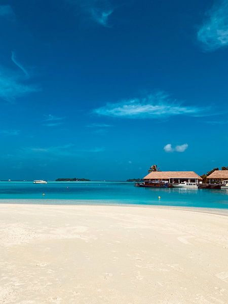 Maldives by Hello Pompoyo